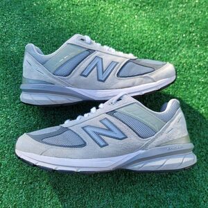 New Balance 990v5 Made in USA - Men's Shoes - Size 9.5 4E ( Extra Wide)